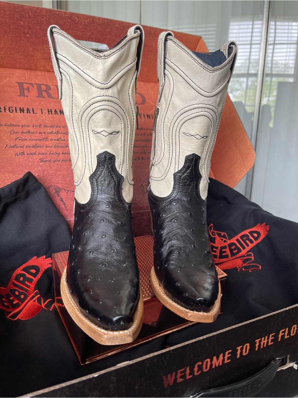 Freebird NIB Warrick Black Ostrich Multi Leather Boots